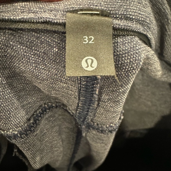Like New Lululemon Pants - Picture 3 of 4